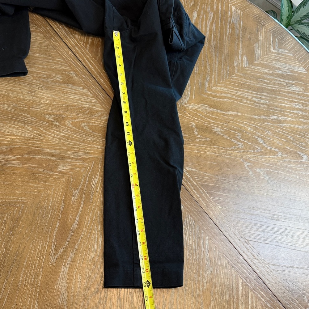 Old Navy Maternity Side Panel Pixie Pants - image 6